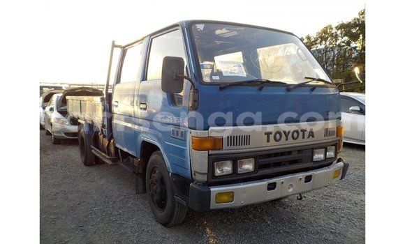 Acheter Import Voiture Toyota Dyna Bleu à Import - Dubai, Hhohho Acheter Import Voiture Toyota Dyna Bleu à Import - Dubai, Hhohho