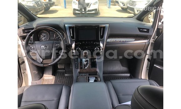 Nunua Imported Toyota Alphard White Gari ndani ya Import - Dubai nchini Hhohho Nunua Imported Toyota Alphard White Gari ndani ya Import - Dubai nchini Hhohho