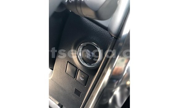 Nunua Imported Toyota Alphard White Gari ndani ya Import - Dubai nchini Hhohho Nunua Imported Toyota Alphard White Gari ndani ya Import - Dubai nchini Hhohho