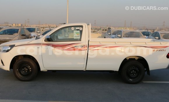 Acheter Import Voiture Toyota Hilux Blanc à Import - Dubai, Hhohho Acheter Import Voiture Toyota Hilux Blanc à Import - Dubai, Hhohho