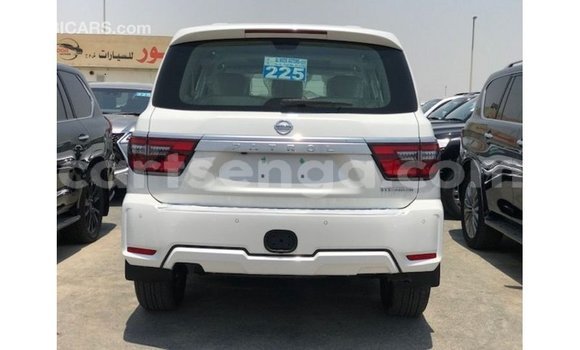 Acheter Import Voiture Nissan Patrol Blanc à Import - Dubai, Hhohho Acheter Import Voiture Nissan Patrol Blanc à Import - Dubai, Hhohho