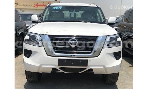 Acheter Import Voiture Nissan Patrol Blanc à Import - Dubai, Hhohho Acheter Import Voiture Nissan Patrol Blanc à Import - Dubai, Hhohho