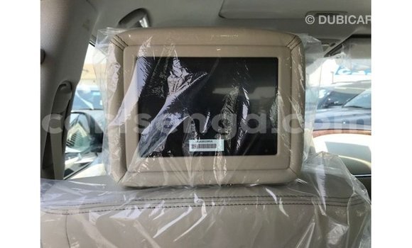 Acheter Import Voiture Nissan Patrol Blanc à Import - Dubai, Hhohho Acheter Import Voiture Nissan Patrol Blanc à Import - Dubai, Hhohho