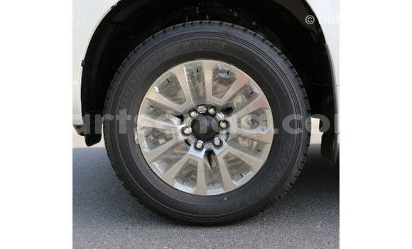 Buy Import Toyota Prado White Car in Import - Dubai in Hhohho Buy Import Toyota Prado White Car in Import - Dubai in Hhohho
