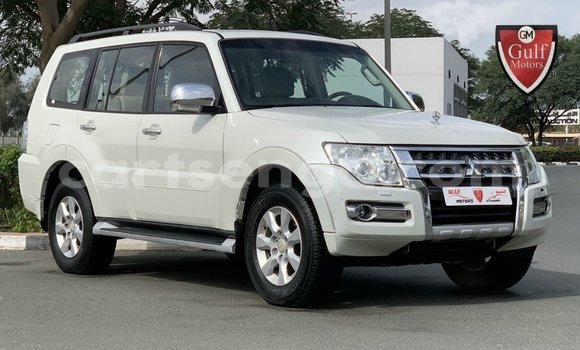 Buy Import Mitsubishi Pajero White Car in Import - Dubai in Hhohho