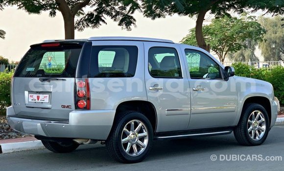 Acheter Import Voiture GMC Yukon Autre à Import - Dubai, Hhohho Acheter Import Voiture GMC Yukon Autre à Import - Dubai, Hhohho