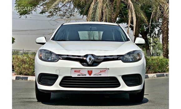 Acheter Import Voiture Renault Fluence Blanc à Import - Dubai, Hhohho Acheter Import Voiture Renault Fluence Blanc à Import - Dubai, Hhohho