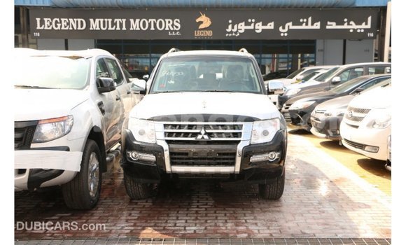Buy Import Mitsubishi Pajero Black Car in Import - Dubai in Hhohho Buy Import Mitsubishi Pajero Black Car in Import - Dubai in Hhohho