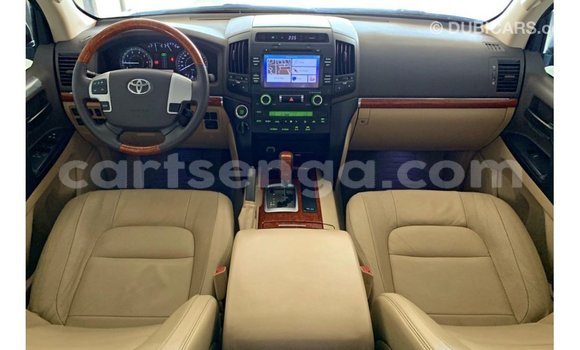 Acheter Import Voiture Toyota Land Cruiser Autre à Import - Dubai, Hhohho Acheter Import Voiture Toyota Land Cruiser Autre à Import - Dubai, Hhohho
