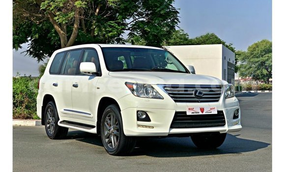 Nunua Imported Lexus LX White Gari ndani ya Import - Dubai nchini Hhohho Nunua Imported Lexus LX White Gari ndani ya Import - Dubai nchini Hhohho