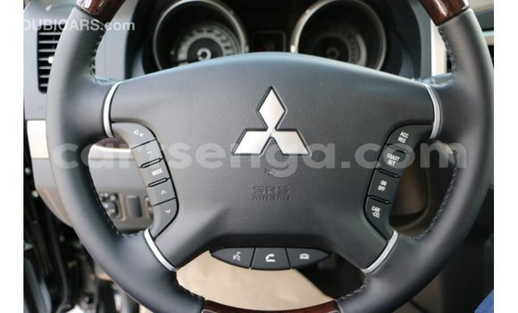 Buy Import Mitsubishi Pajero Black Car in Import - Dubai in Hhohho Buy Import Mitsubishi Pajero Black Car in Import - Dubai in Hhohho