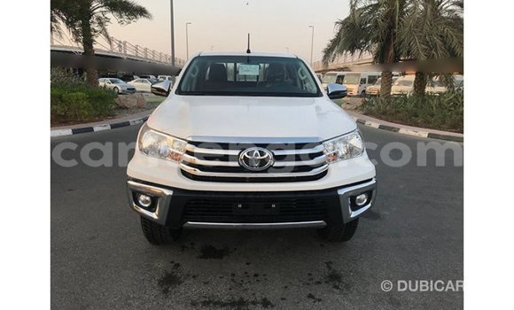 Acheter Import Voiture Toyota Hilux Blanc à Import - Dubai, Hhohho Acheter Import Voiture Toyota Hilux Blanc à Import - Dubai, Hhohho