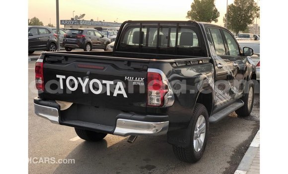 Acheter Import Voiture Toyota Hilux Noir à Import - Dubai, Hhohho Acheter Import Voiture Toyota Hilux Noir à Import - Dubai, Hhohho
