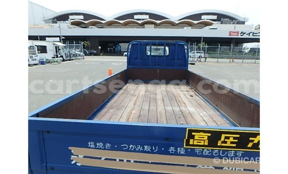 Acheter Import Voiture Toyota 4Runner Bleu à Import - Dubai, Hhohho Acheter Import Voiture Toyota 4Runner Bleu à Import - Dubai, Hhohho