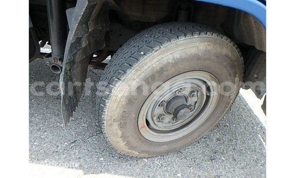 Acheter Import Voiture Toyota 4Runner Bleu à Import - Dubai, Hhohho Acheter Import Voiture Toyota 4Runner Bleu à Import - Dubai, Hhohho