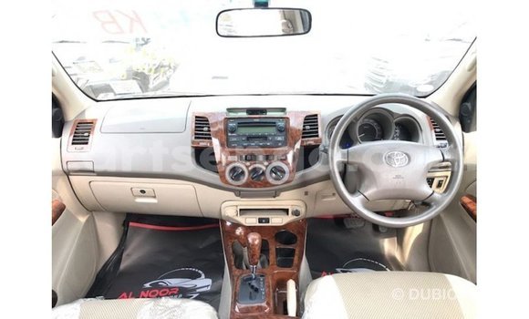 Nunua Imported Toyota Hilux Other Gari ndani ya Import - Dubai nchini Hhohho Nunua Imported Toyota Hilux Other Gari ndani ya Import - Dubai nchini Hhohho