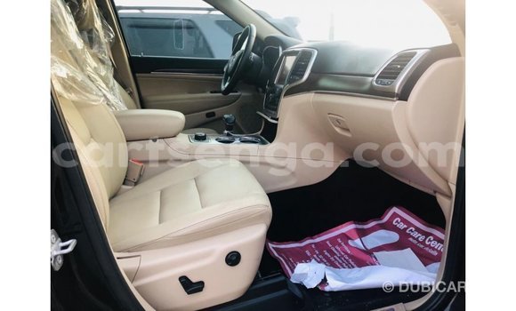 Nunua Imported Jeep Grand Cherokee Black Gari ndani ya Import - Dubai nchini Hhohho Nunua Imported Jeep Grand Cherokee Black Gari ndani ya Import - Dubai nchini Hhohho