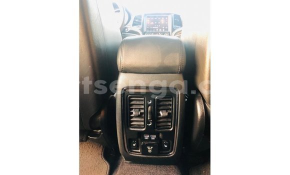 Nunua Imported Jeep Grand Cherokee Black Gari ndani ya Import - Dubai nchini Hhohho Nunua Imported Jeep Grand Cherokee Black Gari ndani ya Import - Dubai nchini Hhohho