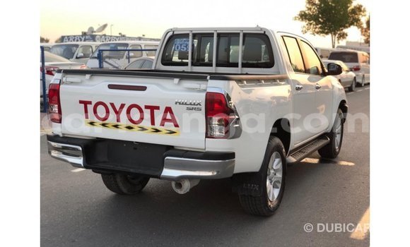 Acheter Import Voiture Toyota Hilux Blanc à Import - Dubai, Hhohho Acheter Import Voiture Toyota Hilux Blanc à Import - Dubai, Hhohho