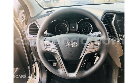 Acheter Import Voiture Hyundai Santa Fe Autre à Import - Dubai, Hhohho Acheter Import Voiture Hyundai Santa Fe Autre à Import - Dubai, Hhohho