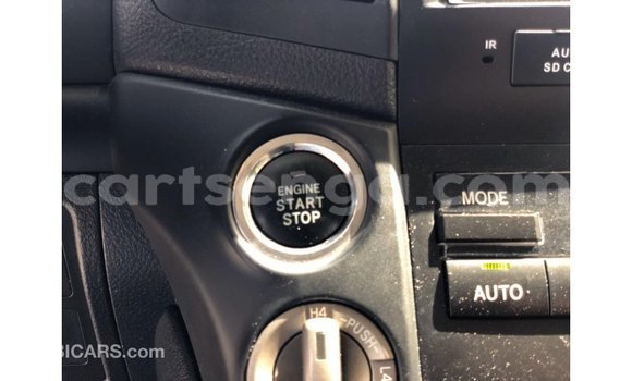 Acheter Import Voiture Toyota Land Cruiser Blanc à Import - Dubai, Hhohho Acheter Import Voiture Toyota Land Cruiser Blanc à Import - Dubai, Hhohho