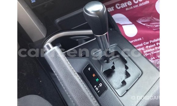 Acheter Import Voiture Toyota 4Runner Noir à Import - Dubai, Hhohho Acheter Import Voiture Toyota 4Runner Noir à Import - Dubai, Hhohho