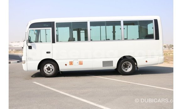 Buy Import Nissan Evalia White Truck in Import - Dubai in Hhohho Buy Import Nissan Evalia White Truck in Import - Dubai in Hhohho