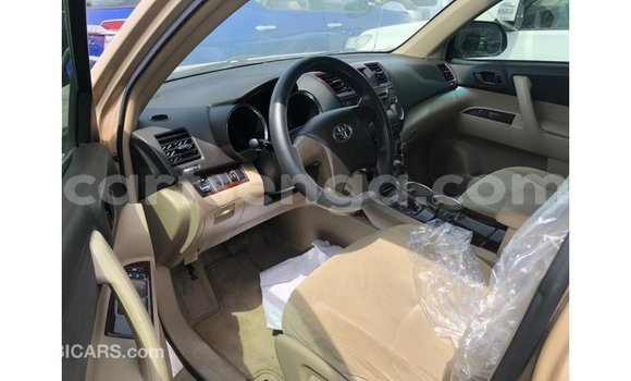 Nunua Imported Toyota Highlander Other Gari ndani ya Import - Dubai nchini Hhohho Nunua Imported Toyota Highlander Other Gari ndani ya Import - Dubai nchini Hhohho