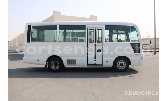 Buy Import Nissan Evalia White Truck in Import - Dubai in Hhohho Buy Import Nissan Evalia White Truck in Import - Dubai in Hhohho