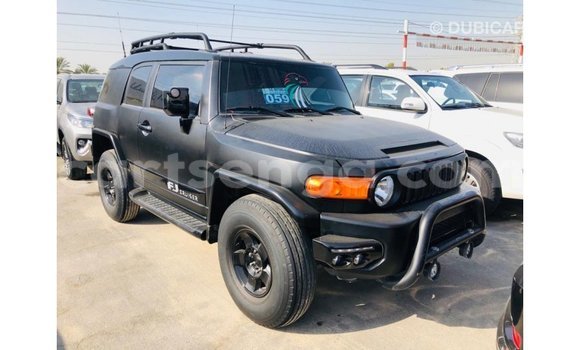 Nunua Imported Toyota FJ Cruiser Black Gari ndani ya Import - Dubai nchini Hhohho Nunua Imported Toyota FJ Cruiser Black Gari ndani ya Import - Dubai nchini Hhohho