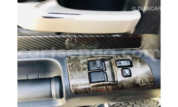 Nunua Imported Toyota FJ Cruiser Black Gari ndani ya Import - Dubai nchini Hhohho Nunua Imported Toyota FJ Cruiser Black Gari ndani ya Import - Dubai nchini Hhohho