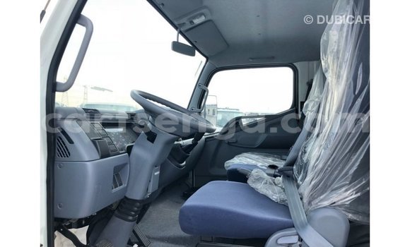 Buy Import Mitsubishi Carisma White Car in Import - Dubai in Hhohho Buy Import Mitsubishi Carisma White Car in Import - Dubai in Hhohho