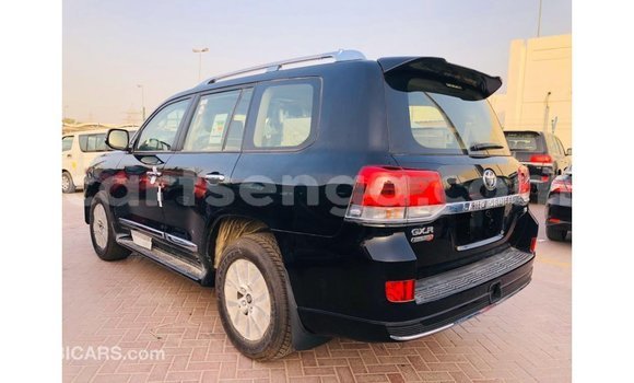 Nunua Imported Toyota Land Cruiser Black Gari ndani ya Import - Dubai nchini Hhohho Nunua Imported Toyota Land Cruiser Black Gari ndani ya Import - Dubai nchini Hhohho