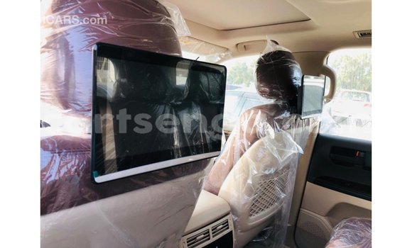 Nunua Imported Toyota Land Cruiser Black Gari ndani ya Import - Dubai nchini Hhohho Nunua Imported Toyota Land Cruiser Black Gari ndani ya Import - Dubai nchini Hhohho