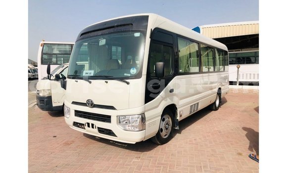 Nunua Imported Toyota Coaster White Gari ndani ya Import - Dubai nchini Hhohho