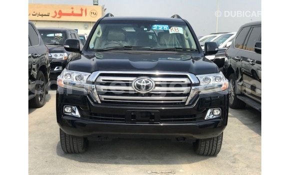 Nunua Imported Toyota Land Cruiser Black Gari ndani ya Import - Dubai nchini Hhohho Nunua Imported Toyota Land Cruiser Black Gari ndani ya Import - Dubai nchini Hhohho
