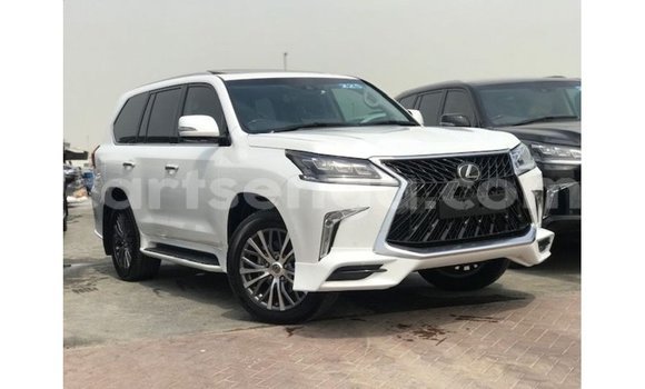 Nunua Imported Lexus LX White Gari ndani ya Import - Dubai nchini Hhohho Nunua Imported Lexus LX White Gari ndani ya Import - Dubai nchini Hhohho