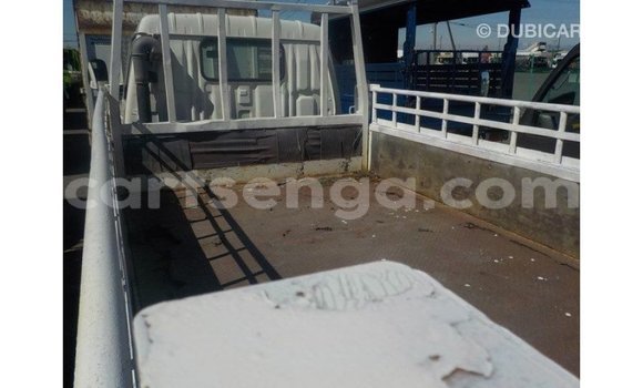 Acheter Import Voiture Toyota Dyna Blanc à Import - Dubai, Hhohho Acheter Import Voiture Toyota Dyna Blanc à Import - Dubai, Hhohho