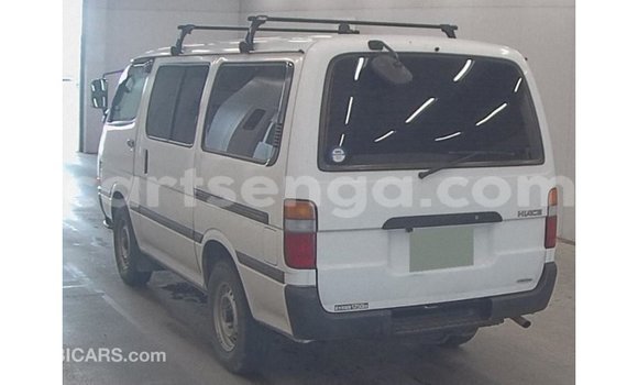Acheter Import Voiture Toyota Hiace Blanc à Import - Dubai, Hhohho Acheter Import Voiture Toyota Hiace Blanc à Import - Dubai, Hhohho