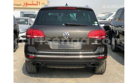 Acheter Import Voiture Volkswagen Touareg Marron à Import - Dubai, Hhohho Acheter Import Voiture Volkswagen Touareg Marron à Import - Dubai, Hhohho