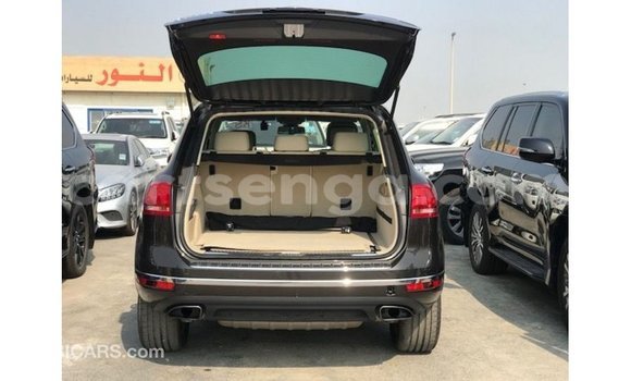 Acheter Import Voiture Volkswagen Touareg Marron à Import - Dubai, Hhohho Acheter Import Voiture Volkswagen Touareg Marron à Import - Dubai, Hhohho