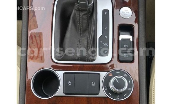 Acheter Import Voiture Volkswagen Touareg Marron à Import - Dubai, Hhohho Acheter Import Voiture Volkswagen Touareg Marron à Import - Dubai, Hhohho