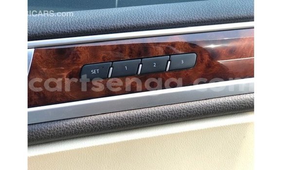 Acheter Import Voiture Volkswagen Touareg Marron à Import - Dubai, Hhohho Acheter Import Voiture Volkswagen Touareg Marron à Import - Dubai, Hhohho