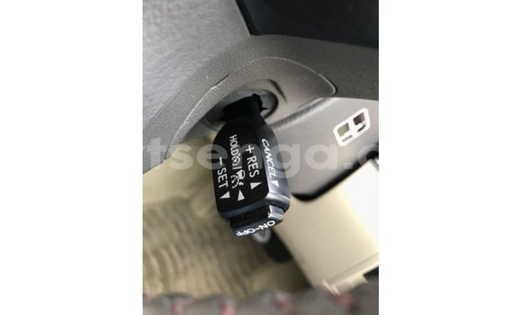 Acheter Import Voiture Toyota Land Cruiser Rouge à Import - Dubai, Hhohho Acheter Import Voiture Toyota Land Cruiser Rouge à Import - Dubai, Hhohho