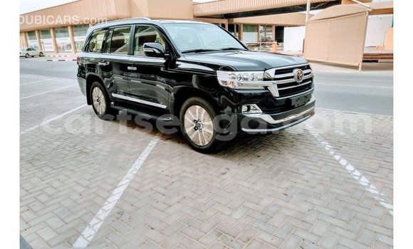 Buy Import Toyota Land Cruiser Black Car in Import - Dubai in Hhohho Buy Import Toyota Land Cruiser Black Car in Import - Dubai in Hhohho