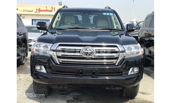 Nunua Imported Toyota Land Cruiser Black Gari ndani ya Import - Dubai nchini Hhohho Nunua Imported Toyota Land Cruiser Black Gari ndani ya Import - Dubai nchini Hhohho