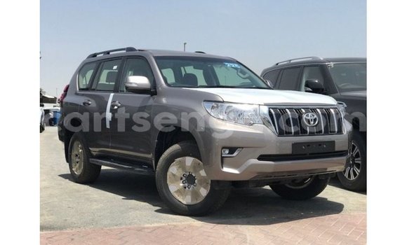 Acheter Import Voiture Toyota Prado Marron à Import - Dubai, Hhohho Acheter Import Voiture Toyota Prado Marron à Import - Dubai, Hhohho