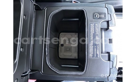 Nunua Imported Toyota Land Cruiser White Gari ndani ya Import - Dubai nchini Hhohho Nunua Imported Toyota Land Cruiser White Gari ndani ya Import - Dubai nchini Hhohho