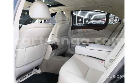 Buy Import Lexus LS Other Car in Import - Dubai in Hhohho Buy Import Lexus LS Other Car in Import - Dubai in Hhohho