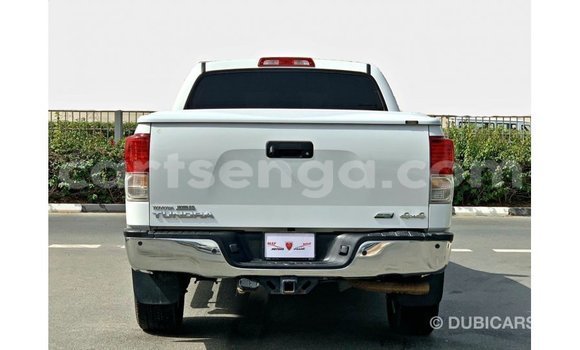 Acheter Import Voiture Toyota Tundra Blanc à Import - Dubai, Hhohho Acheter Import Voiture Toyota Tundra Blanc à Import - Dubai, Hhohho